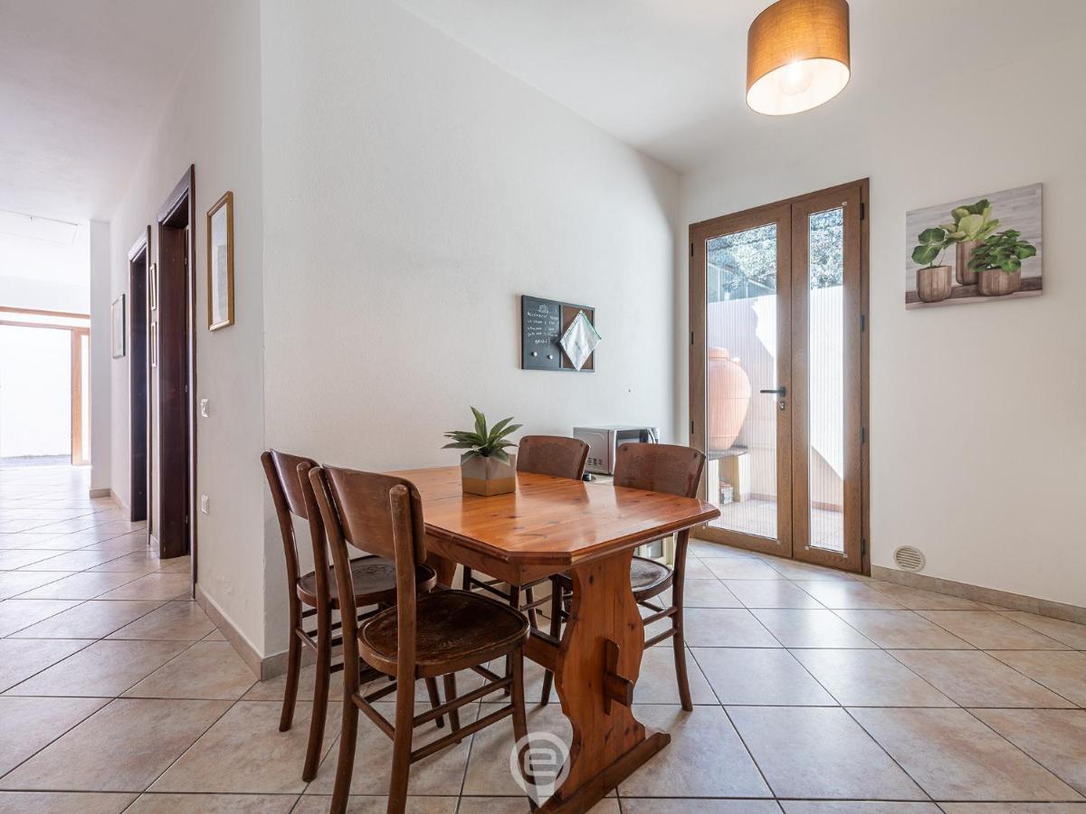 Lidia'S House Apartment Oristano Exterior photo